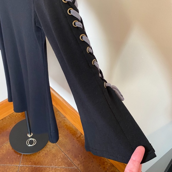 Venus Skater Dress Lace-up Sleeves Black XS - Picture 4 of 9